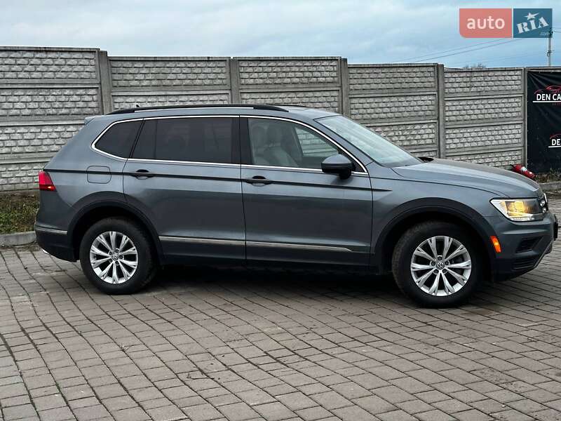 Внедорожник / Кроссовер Volkswagen Tiguan 2018 в Луцке