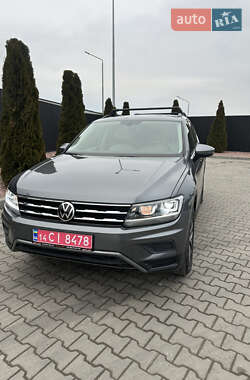 Внедорожник / Кроссовер Volkswagen Tiguan 2018 в Тернополе