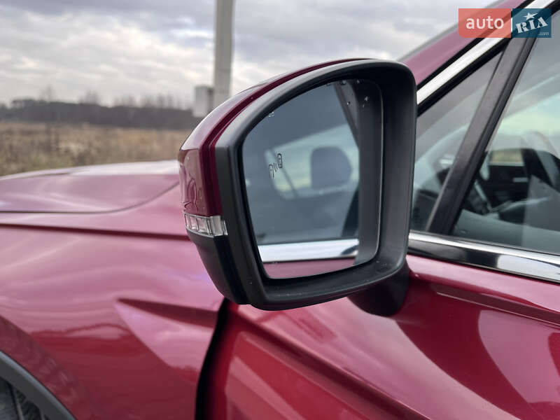 Внедорожник / Кроссовер Volkswagen Tiguan 2019 в Львове фото 3 Внедорожник / Кроссовер Volkswagen Tiguan 2019 в Львове
