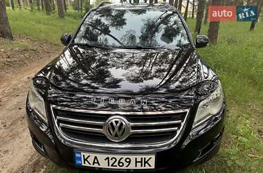 Позашляховик / Кросовер Volkswagen Tiguan 2010 в Броварах