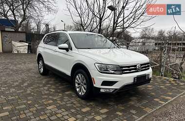 Позашляховик / Кросовер Volkswagen Tiguan 2018 в Одесі