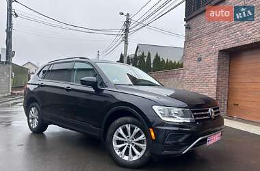 Внедорожник / Кроссовер Volkswagen Tiguan 2018 в Ровно