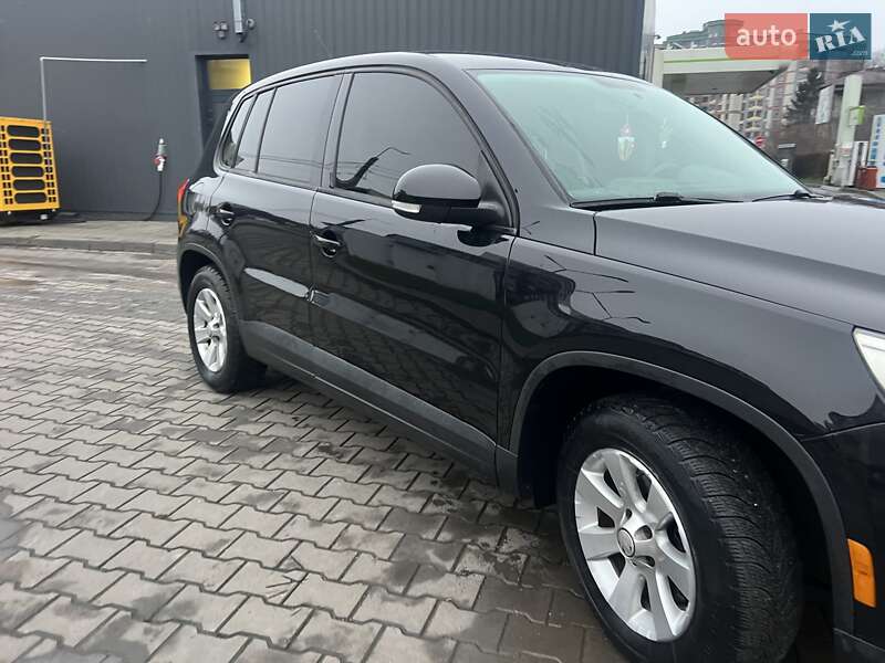 Внедорожник / Кроссовер Volkswagen Tiguan 2009 в Тернополе