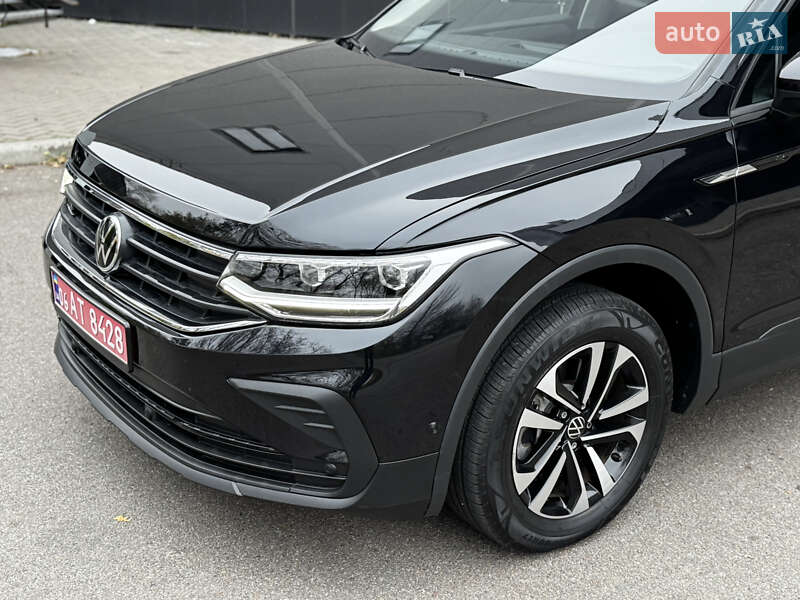Внедорожник / Кроссовер Volkswagen Tiguan 2022 в Киеве фото 3 Внедорожник / Кроссовер Volkswagen Tiguan 2022 в Киеве