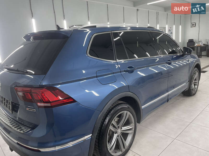 Внедорожник / Кроссовер Volkswagen Tiguan 2018 в Киеве