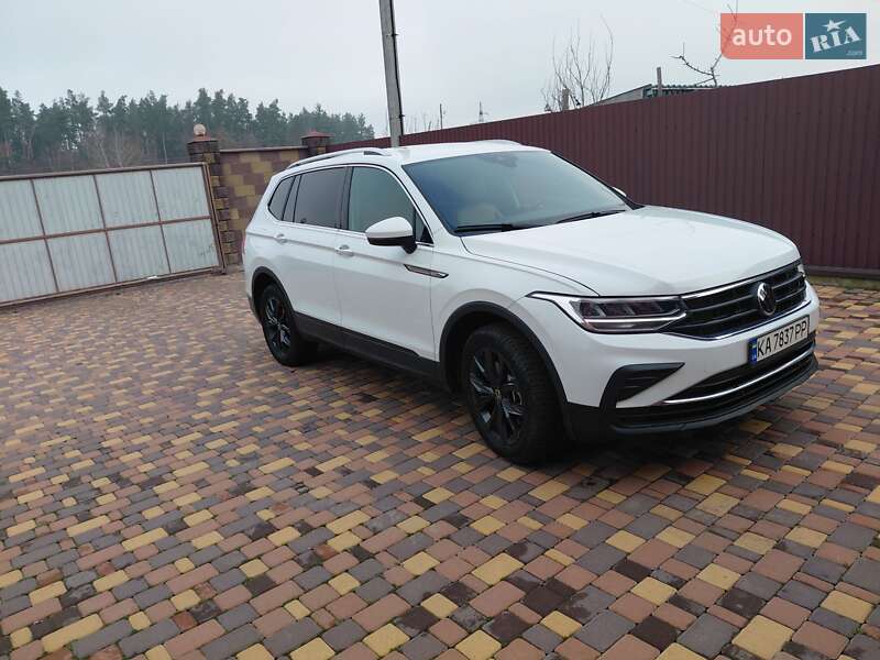 Позашляховик / Кросовер Volkswagen Tiguan 2024 в Києві