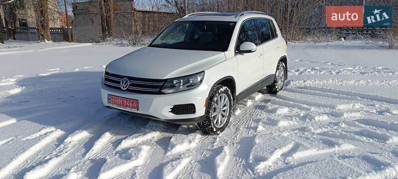Внедорожник / Кроссовер Volkswagen Tiguan 2016 в Желтых Водах