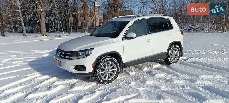 Внедорожник / Кроссовер Volkswagen Tiguan 2016 в Желтых Водах