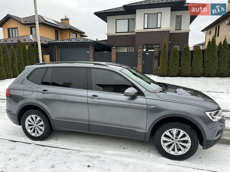 Внедорожник / Кроссовер Volkswagen Tiguan 2019 в Киеве