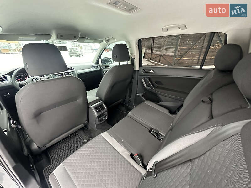 Внедорожник / Кроссовер Volkswagen Tiguan 2019 в Киеве
