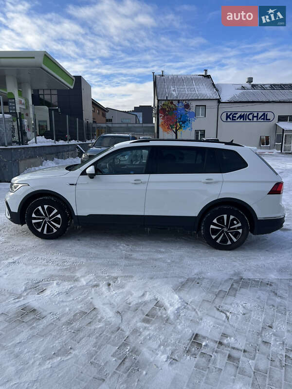 Внедорожник / Кроссовер Volkswagen Tiguan 2023 в Белой Церкви фото 11 Внедорожник / Кроссовер Volkswagen Tiguan 2023 в Белой Церкви