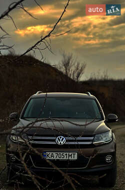 Позашляховик / Кросовер Volkswagen Tiguan 2012 в Києві