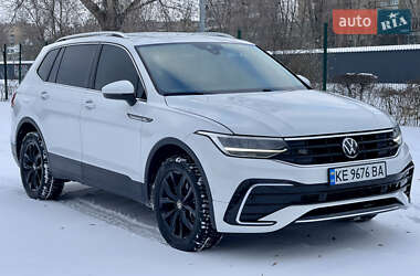 Позашляховик / Кросовер Volkswagen Tiguan 2021 в Кам'янському