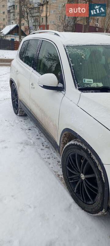 Внедорожник / Кроссовер Volkswagen Tiguan 2013 в Кривом Роге