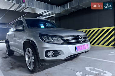 Внедорожник / Кроссовер Volkswagen Tiguan 2016 в Ивано-Франковске
