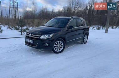 Внедорожник / Кроссовер Volkswagen Tiguan 2014 в Ровно