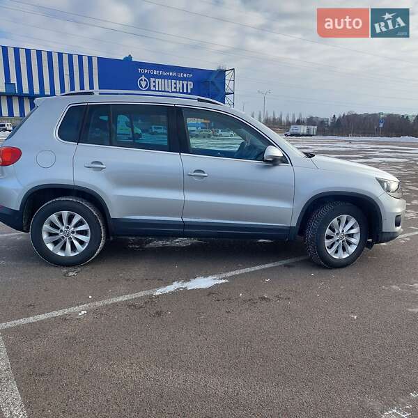 Внедорожник / Кроссовер Volkswagen Tiguan 2014 в Ровно фото 17 Внедорожник / Кроссовер Volkswagen Tiguan 2014 в Ровно