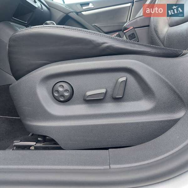 Внедорожник / Кроссовер Volkswagen Tiguan 2014 в Ровно фото 28 Внедорожник / Кроссовер Volkswagen Tiguan 2014 в Ровно