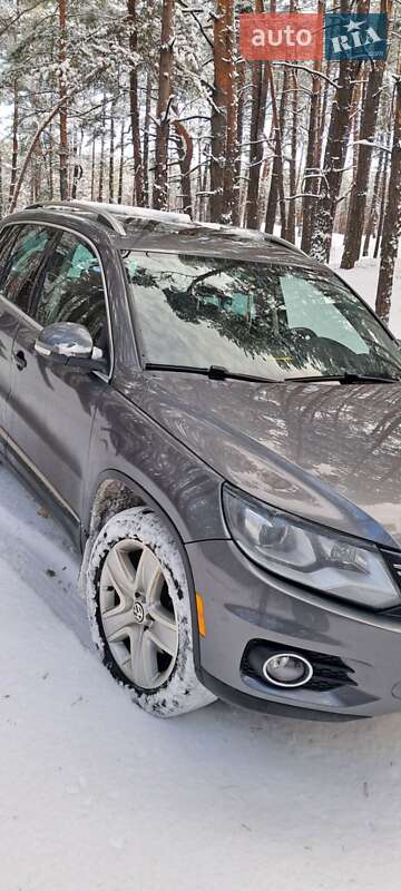 Внедорожник / Кроссовер Volkswagen Tiguan 2016 в Кобеляках