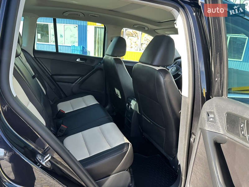 Внедорожник / Кроссовер Volkswagen Tiguan 2017 в Житомире