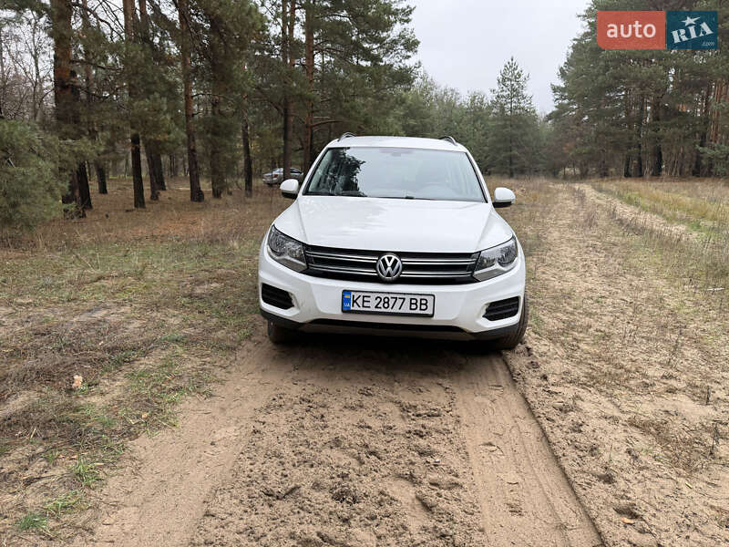 Внедорожник / Кроссовер Volkswagen Tiguan 2016 в Днепре фото 2 Внедорожник / Кроссовер Volkswagen Tiguan 2016 в Днепре