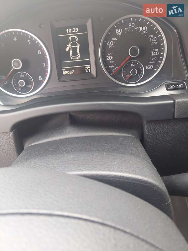 Внедорожник / Кроссовер Volkswagen Tiguan 2015 в Кривом Роге