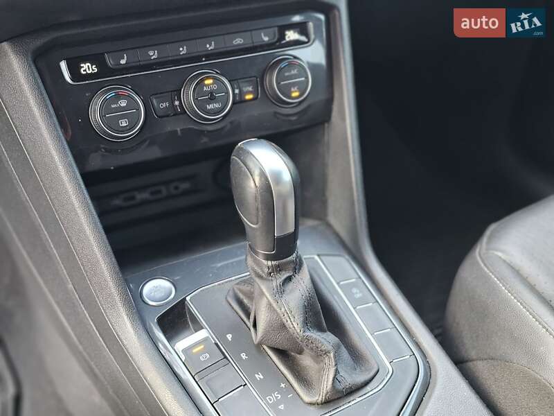 Внедорожник / Кроссовер Volkswagen Tiguan 2020 в Ровно
