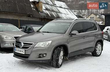 Внедорожник / Кроссовер Volkswagen Tiguan 2009 в Межгорье