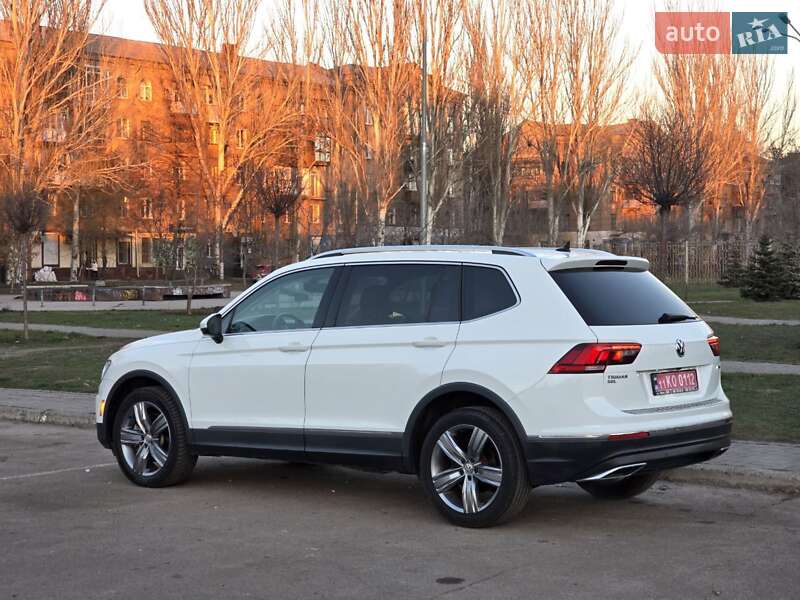 Позашляховик / Кросовер Volkswagen Tiguan 2020 в Кривому Розі фото 22 Позашляховик / Кросовер Volkswagen Tiguan 2020 в Кривому Розі