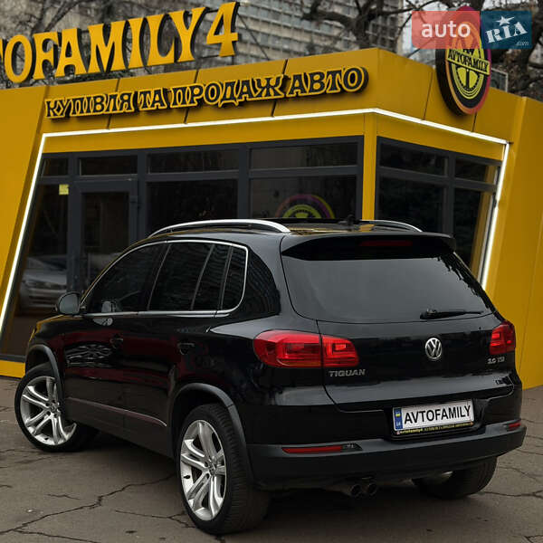 Внедорожник / Кроссовер Volkswagen Tiguan 2012 в Киеве