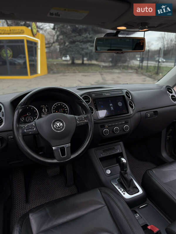 Внедорожник / Кроссовер Volkswagen Tiguan 2012 в Киеве