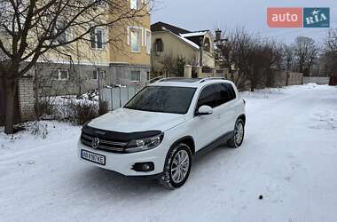 Внедорожник / Кроссовер Volkswagen Tiguan 2014 в Виннице
