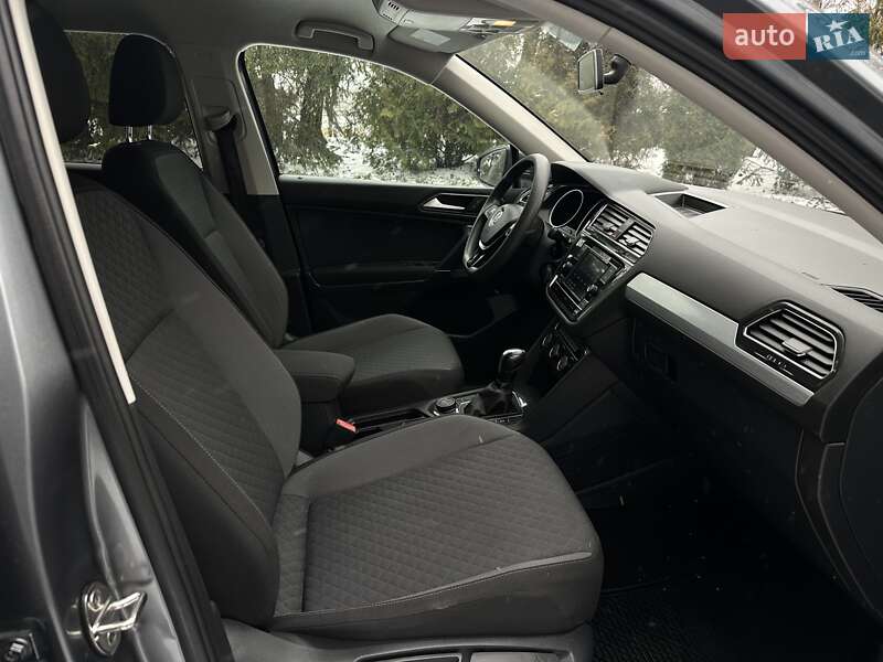 Внедорожник / Кроссовер Volkswagen Tiguan 2017 в Львове фото 43 Внедорожник / Кроссовер Volkswagen Tiguan 2017 в Львове
