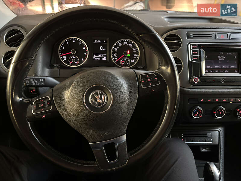 Внедорожник / Кроссовер Volkswagen Tiguan 2016 в Луцке фото 19 Внедорожник / Кроссовер Volkswagen Tiguan 2016 в Луцке