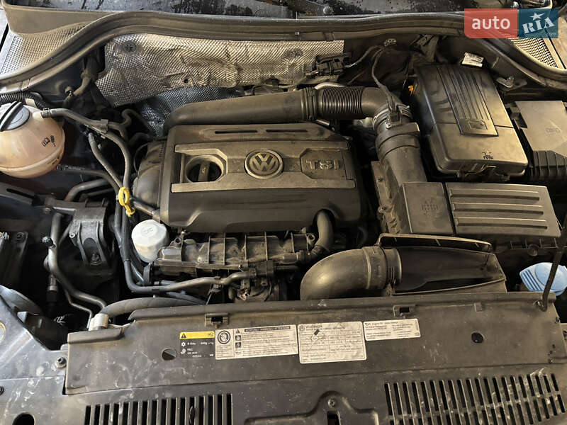 Внедорожник / Кроссовер Volkswagen Tiguan 2016 в Луцке фото 28 Внедорожник / Кроссовер Volkswagen Tiguan 2016 в Луцке
