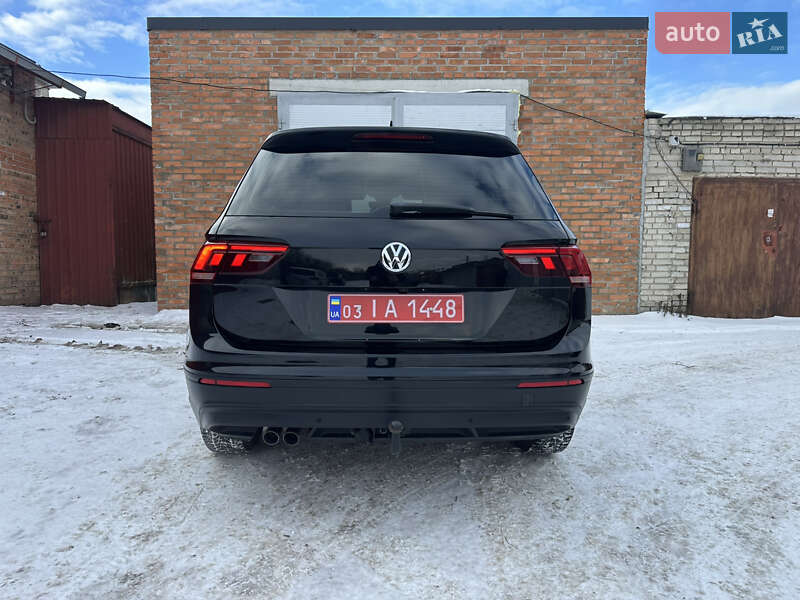Внедорожник / Кроссовер Volkswagen Tiguan 2018 в Луцке фото 10 Внедорожник / Кроссовер Volkswagen Tiguan 2018 в Луцке