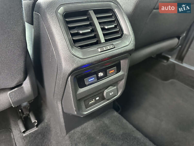 Внедорожник / Кроссовер Volkswagen Tiguan 2018 в Луцке фото 34 Внедорожник / Кроссовер Volkswagen Tiguan 2018 в Луцке