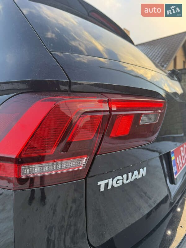 Внедорожник / Кроссовер Volkswagen Tiguan 2018 в Ровно