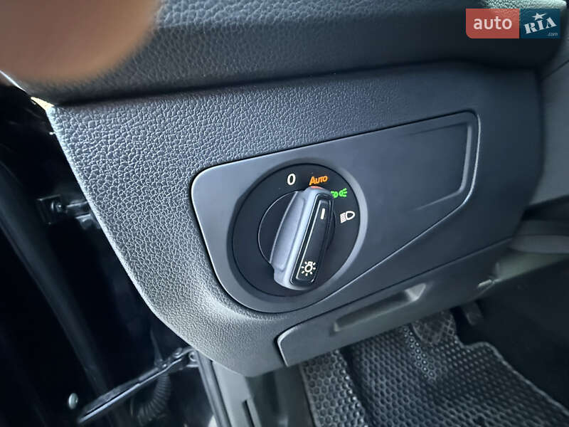 Внедорожник / Кроссовер Volkswagen Tiguan 2018 в Ровно