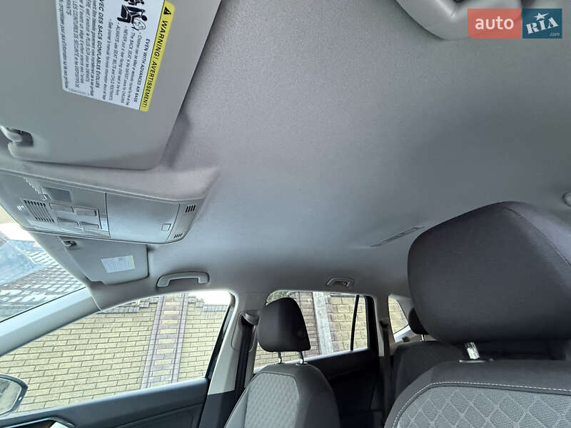 Внедорожник / Кроссовер Volkswagen Tiguan 2018 в Ровно