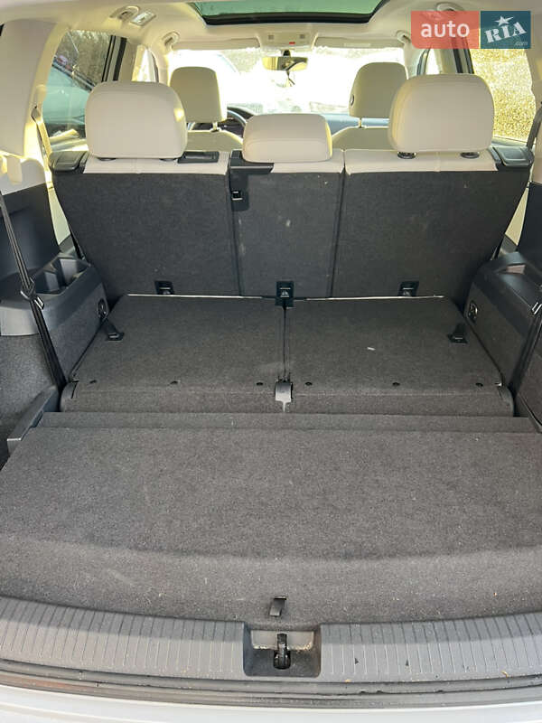 Внедорожник / Кроссовер Volkswagen Tiguan 2018 в Львове фото 17 Внедорожник / Кроссовер Volkswagen Tiguan 2018 в Львове