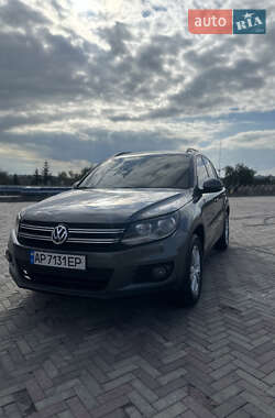 Внедорожник / Кроссовер Volkswagen Tiguan 2017 в Харькове