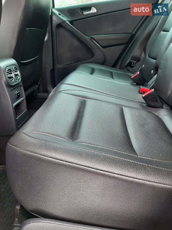 Внедорожник / Кроссовер Volkswagen Tiguan 2013 в Харькове фото 23 Внедорожник / Кроссовер Volkswagen Tiguan 2013 в Харькове