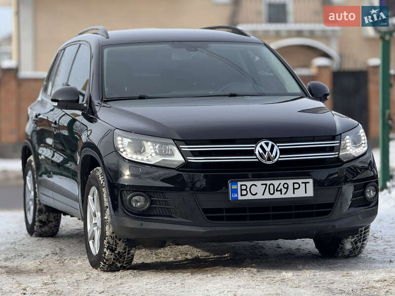 Внедорожник / Кроссовер Volkswagen Tiguan 2016 в Бердичеве