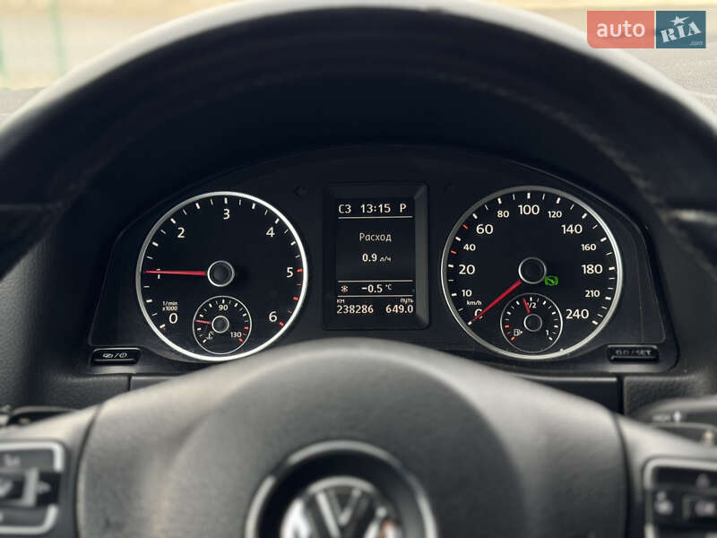 Внедорожник / Кроссовер Volkswagen Tiguan 2016 в Бердичеве