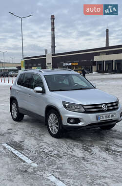 Внедорожник / Кроссовер Volkswagen Tiguan 2015 в Черкассах
