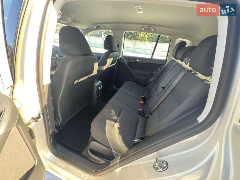 Внедорожник / Кроссовер Volkswagen Tiguan 2015 в Луцке фото 17 Внедорожник / Кроссовер Volkswagen Tiguan 2015 в Луцке