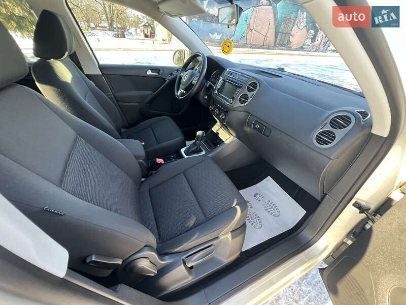 Внедорожник / Кроссовер Volkswagen Tiguan 2015 в Луцке фото 22 Внедорожник / Кроссовер Volkswagen Tiguan 2015 в Луцке