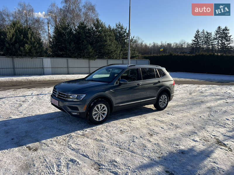 Внедорожник / Кроссовер Volkswagen Tiguan 2017 в Луцке фото 13 Внедорожник / Кроссовер Volkswagen Tiguan 2017 в Луцке