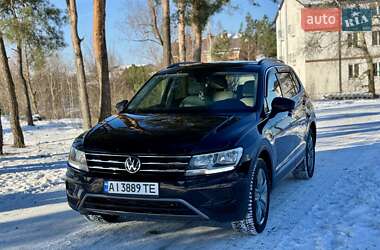 Позашляховик / Кросовер Volkswagen Tiguan 2018 в Києві
